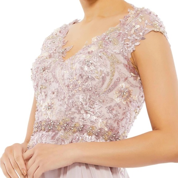 Mac Duggal 79365 NWT EMBELLISHED CAP SLEEVE BODICE FLOWY GOWN - Picture 3 of 8
